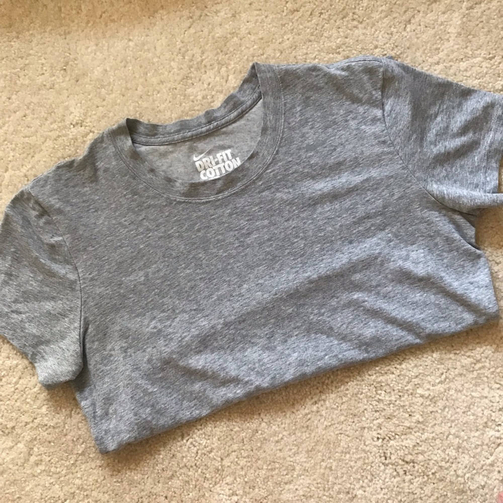 Nike drifit cotton tee